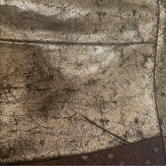 💕HP💕Gold/Black Leather “Crackled “ Look  Pencil Skirt NWT (RAOUL) also fits reg - Picture 7 of 11